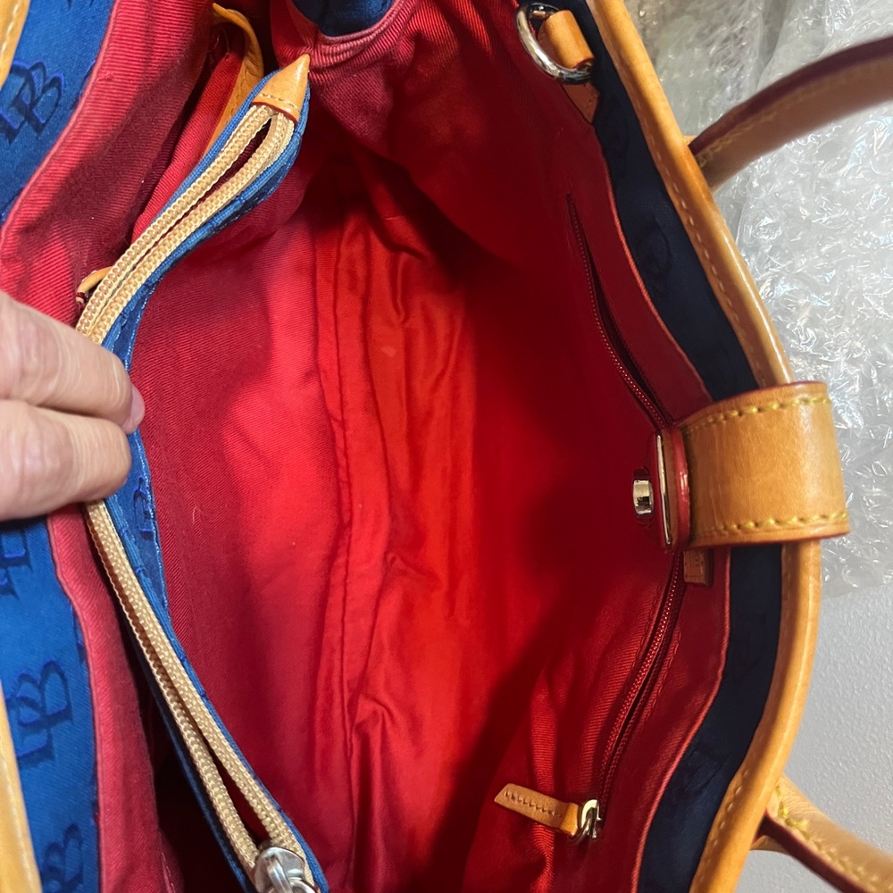 Circa Dooney and Bourke VINTAGE canvas and leather RARE ! - Picture 3 of 10